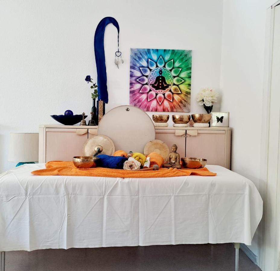 Wohlfuehl & Wellness Oase Appartement Neustadt an der Weinstraße Buitenkant foto